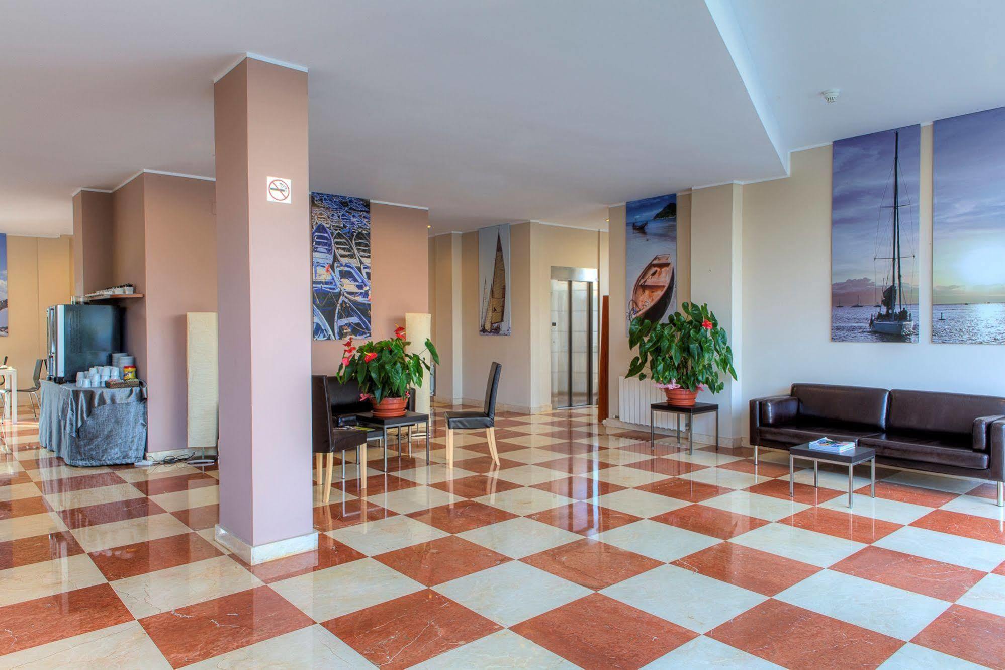 Hotel Calafell Platja Mar Dış mekan fotoğraf